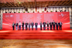 中原航租榮獲全球租賃業競爭力論壇 “2023年度(第六屆)中國融資租賃騰飛獎服務實體經濟領軍企業獎”